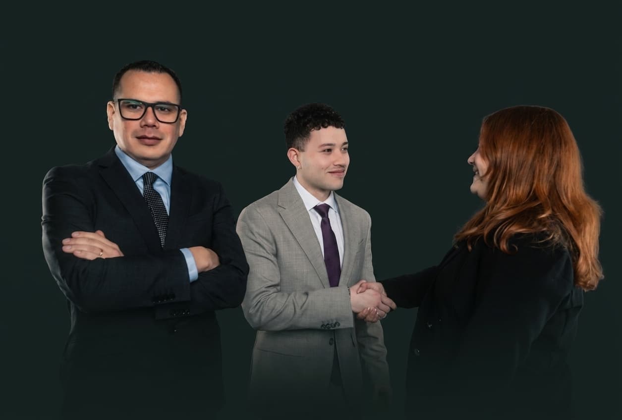 El equipo de RJZ Abogados